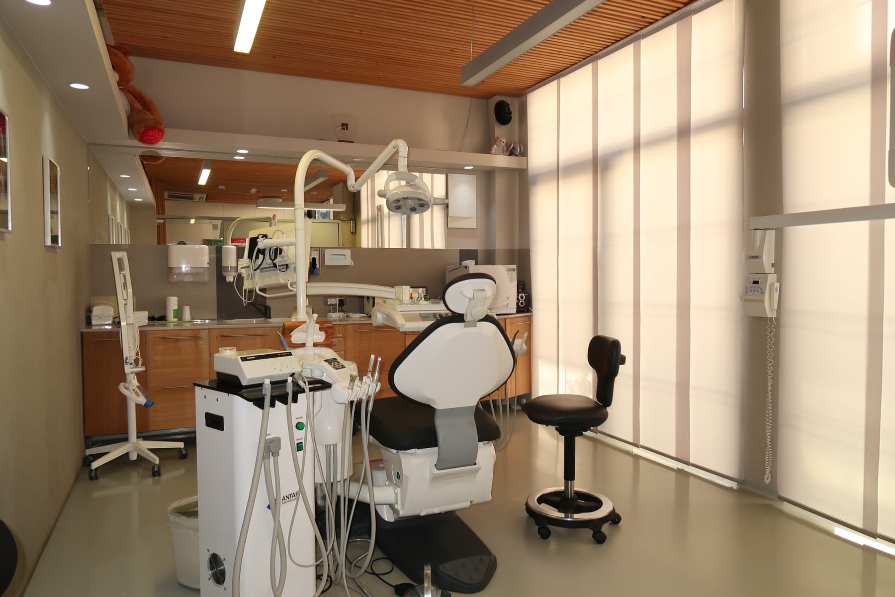 Primary treatment suite