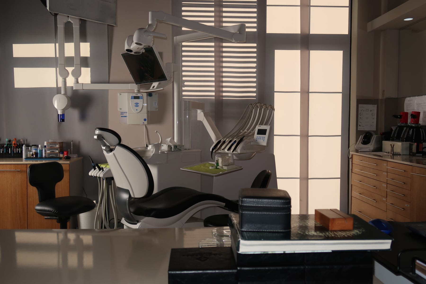 Second treatment suite with natural light