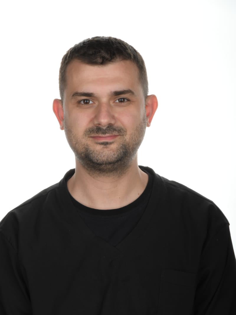 Dr. Mert Demir, Implant Surgeon